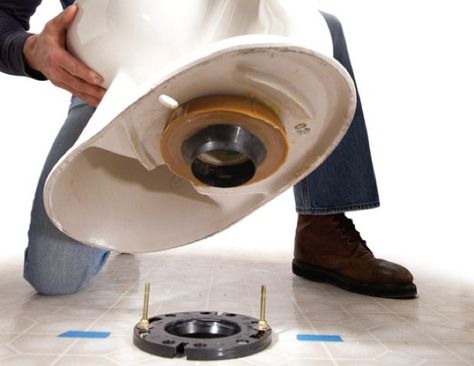 How to Replace a Toilet - Flange Replace Toilet, France House, Toilet Repair, Toilet Installation, Handy Man, Diy Plumbing, New Toilet, Plumbing Repair, Throne Room