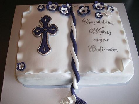 Confirmation Cake | Flickr - Photo Sharing! Confirmation Cake Ideas, Kfc Bucket, Comunion Cake, Confirmation Cake, Bible Cake, Holy Communion Cakes, Cross Cakes, Religious Cakes, First Communion Cakes