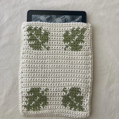 Kindle Case Pattern, Crochet Tablet Cover, Leaves Crochet, Ereader Cover, Kindle Sleeve, Kindle Cover, Kindle Case, Thread Art, Book Sleeve