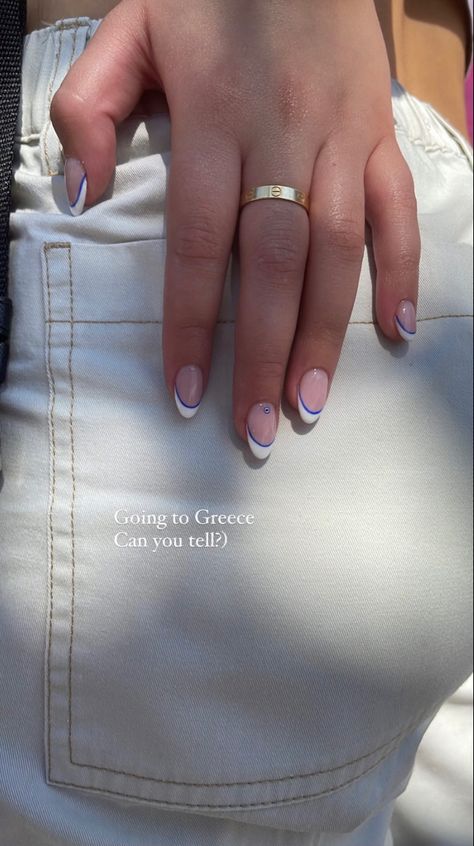 Nail Design For Greece, Viral Nails Ideas, Simple Nails For Europe, European Nail Ideas, Simple Nails For Cruise, Gel Nails For Greece, Holiday Abroad Nails, Greek Nails Ideas, Nail Inspo For Europe