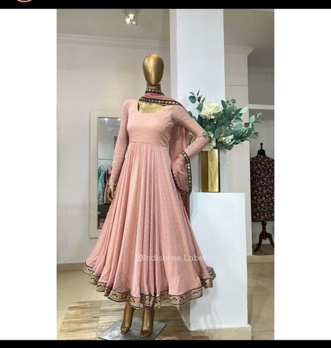 Anarkali Dress Half Sleeves, Anarkali Georgette Dresses, Long Anarkali Dress Patterns, Chiffon Anarkali Dress, Designer Anarkali Dresses, Lehenga Saree Design, Long Gown Design, Anarkali Dress Pattern, Long Frock