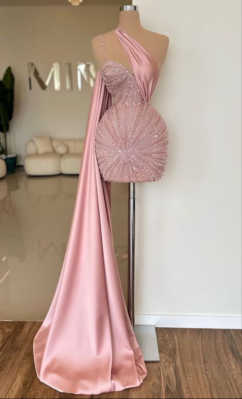 Pink Wedding After Party Dress, Pink Glittery Dress Short, Met Gala Short Dresses, Pretty Birthday Dresses, 22 Birthday Outfit Ideas, Gorgeous Prom Dresses, Stunning Prom Dresses, One Shoulder Cocktail Dress, Classy Prom Dresses