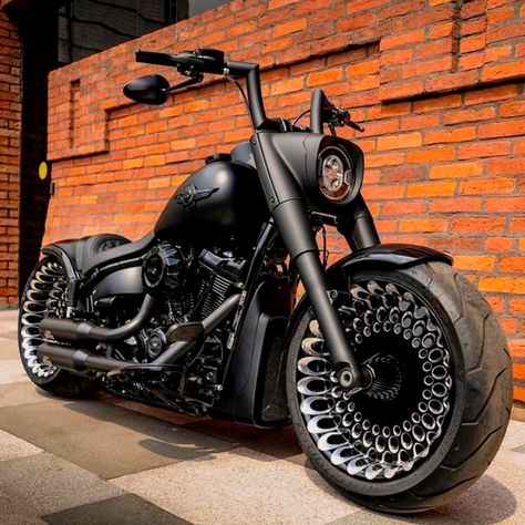 Hd Fatboy, Harley Davidson Fatboy Custom, Hd Sportster, Мотоциклы Harley Davidson, Harley Fatboy, Bobber Style, Moto Custom, Custom Street Bikes, Ape Hangers