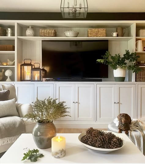 Country Living Room Media Wall, Small Living Room Entertainment Center, Country Media Wall, Tv Wall Unit Designs, Tv Wall Units, Long Narrow Living Room, Billy Ikea, Dnevna Soba, Tv Ideas