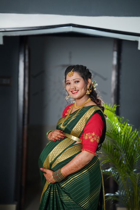 Srimantham Stills Photo, Sreemantham Stills, Seemantham Photoshoot, Sreemantham Poses, Seemantham Saree Ideas, Indian Maternity Photos, Shower Couple, Indian Maternity, Baby Photography Poses