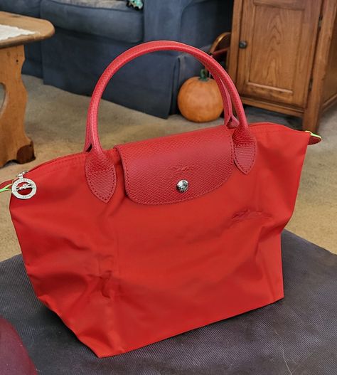 Longchamp Le Pliage Green, Longchamp Bag, Small Handbag, Small Handbags, Longchamp Le Pliage, Fashion Bags, Handbags, Green, Red