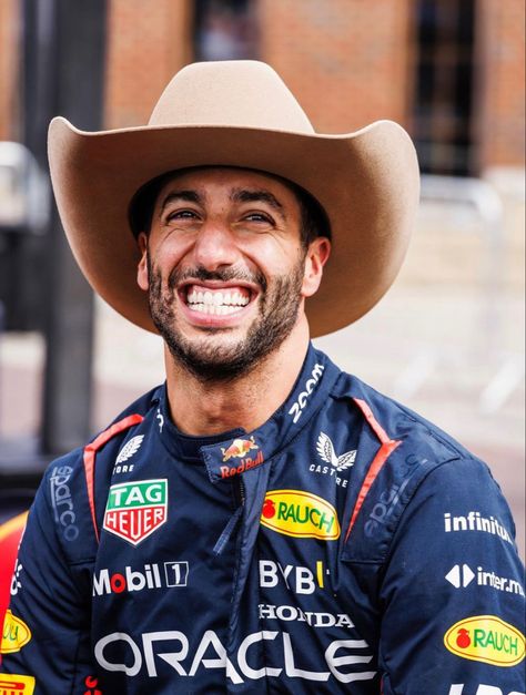 Danny Ricciardo, Daniel Riccardo, F1 Racers, Danny Ric, F1 Poster, Honey Badger, Daniel Ricciardo, Carlos Sainz, Racing Driver