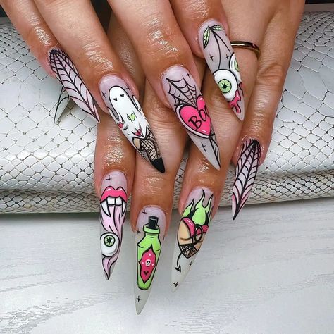 33 Spooky Horror Nail Design Ideas for Halloween - Party & Beyond! Horror Nail Art Designs, Glow Halloween Nails, Trippy Halloween Nails, Pop Art Halloween Nails, Piercing Nails Art Designs, Halloween Gore Nails, Girly Spooky Nails, Halloween Nails Horror, It Nails Halloween