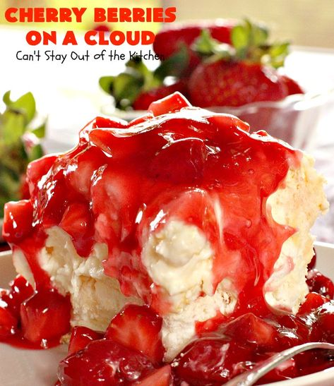 Berries On A Cloud, Meringue Crust, Dessert Aux Fruits, Cherry Recipes, Cherry Pie Filling, Desserts To Make, Cherry Pie, Yummy Sweets, Eat Dessert