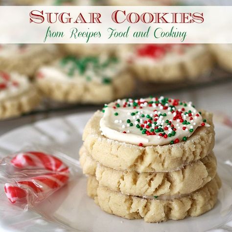 Copycat Lofthouse Sugar Cookies all dressed up for Christmas - Recipes, Food and Cooking Lofthouse Sugar Cookies Recipe, Refrigerator Cookies Recipes, Lofthouse Sugar Cookies, Cookie Recipes Decorating, Soft Sugar Cookies, Sugar Cookies Recipe, Cookies Recipes Christmas, Cookie Desserts, Holiday Baking