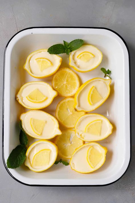 Lemon Rind Recipes, Lemon Baked Goods Recipes, Lemon Mousse In Lemon, Frozen Lemon Dessert Recipes, Lemon Cups Recipe, Lemon Cup Desserts, Fast Lemon Dessert, Posette Lemon, Lemon Dessert In Lemon