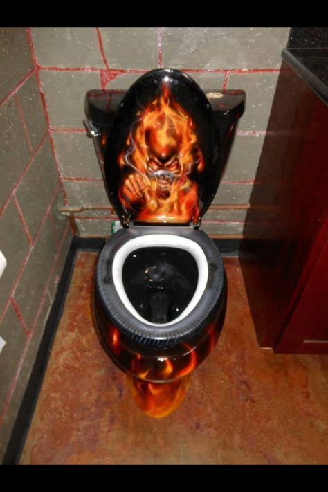 Hot rod shitter! Cool Toilets, Kustom Paint, Man Cave Bathroom, Tyres Recycle, Airbrush Art, Air Brush Painting, Man Cave Garage, Pinstriping, Skull Art