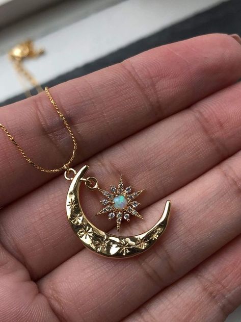 Descendants Oc, قلادات متدلية, Dope Jewelry, Funky Jewelry, Jewelry Lookbook, Fantasy Jewelry, Girly Jewelry, Jewelry Inspo, Dream Jewelry