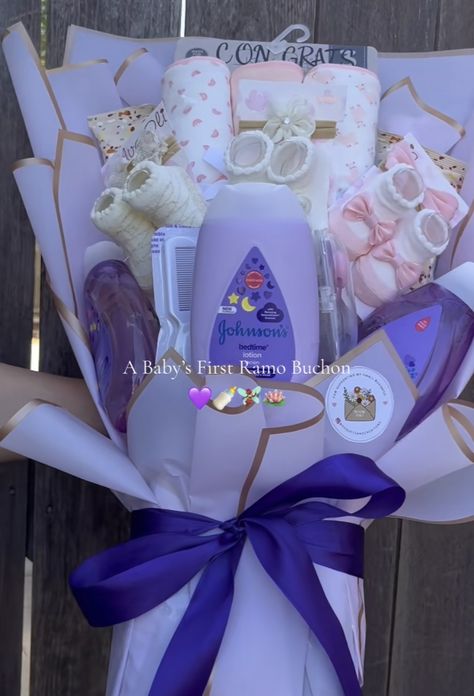 Baby Shower Bouquet Ideas, Baby Shower Gift Basket For Girls Diy, Baby Bouquet Diy Gift, New Born Baby Girl Gifts Idea, Onesie Bouquet, Newborn Gift Basket Simply Unique Baby Gifts, Diaper Bouquet For Baby Girl, Baby Shower Bouquet, Diaper Bouquet