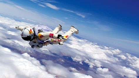 Fine wine vs gravity - The Drinks Business Felix Baumgartner, Sports Fashion Design, Marketing Case Study, Sky Diving, Sitting Bull, Sports Marketing, Adventure Sports, Skydiving, Kids Nutrition