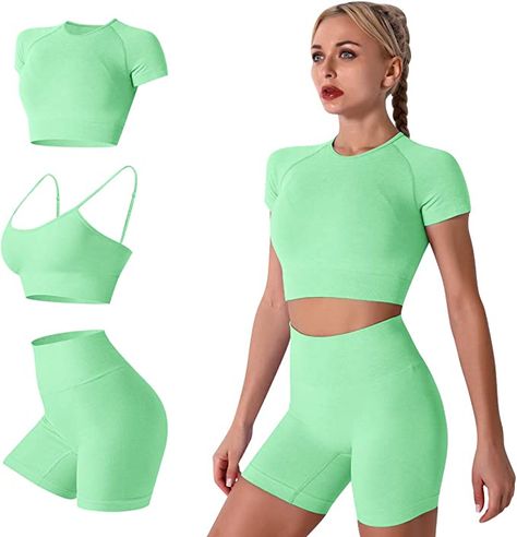 Yoga Outfits For Women Fashion, Sports Wear Outfits, Yoga Workout Clothes, Outfit Retro, Yoga Crop Tops, Stylish Crop Top, Workout Short, Fitness Outfits, Yoga Outfits