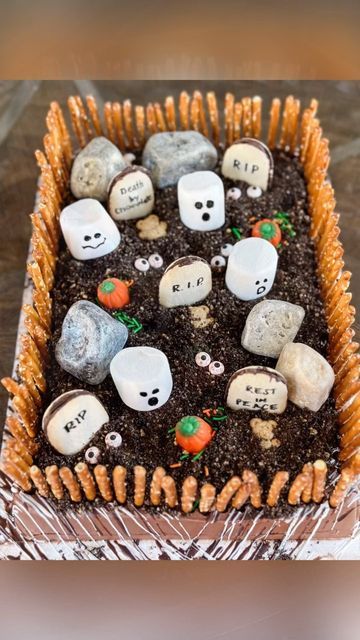 •Amy | Neuroticmom on Instagram: "Grocery store cake graveyard. The fastest, easiest, and cutest way to whip up a graveyard cake using a grocery store Sheetcake. Yes, the ink is edible and can you believe even the giant rocks are too? #graveyard #graveyardcake #halloweencake #halloweencakes #cakeideas #partyideas #easyrecipes #halloweenpartyideas" Grave Yard Brownies, Graveyard Food Ideas, Graveyard Cake Ideas, Edible Graveyard, Zombie Cake Ideas, Brownie Graveyard, Cemetery Cake, Grocery Store Cake, Graveyard Cake