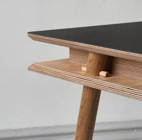 Simple Wooden Desks, Desk Design Ideas, Details Furniture, Wood Inspiration, Plywood Design, Plywood Projects, Plywood Chair, Joinery Details, Mood And Tone