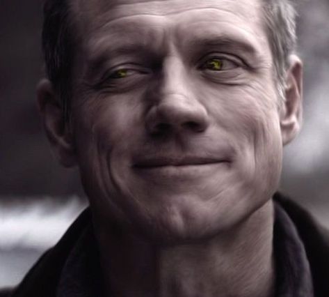 Yellow Eyed Demon, Azazel Supernatural, Sam And Dean Supernatural, Eric Kripke, Supernatural Seasons, Winchester Brothers, Yellow Eyes, Angels And Demons, The Cw