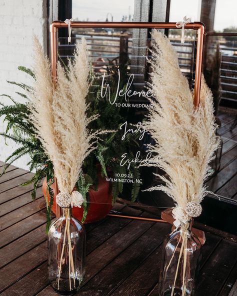 Pampas Grass Fall Wedding Centerpieces, Pampas Grass Centerpiece Wedding, Pampas Grass Arbor Decor, Pompadour Grass Wedding Decor, Pompass Grass Weddings, Pampas Centrepiece Wedding, Pompus Grass Centerpiece Wedding, Pompadour Grass Centerpiece, Mason Jar Pampas Centerpieces