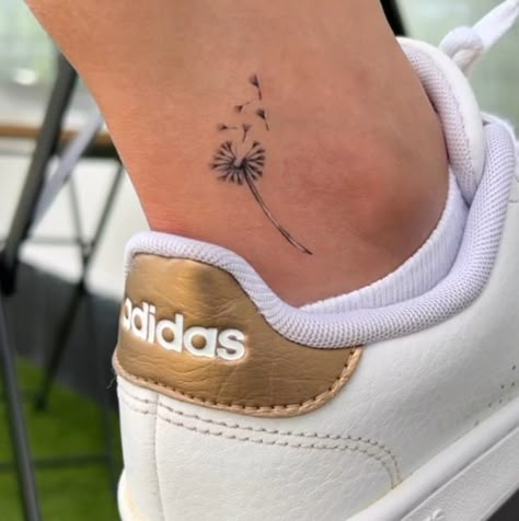 Dandelion Tattoo Design, Tiny Wrist Tattoos, Ankle Tattoos For Women, Dandelion Tattoo, Anklet Tattoos, Petite Tattoos, Tasteful Tattoos, Wrist Tattoos For Women, Tattoo Bracelet