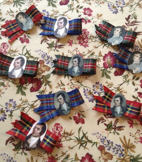 DIY Party Badges Burns Supper Decorations, Robert Burns Night, Burns Night Table Decorations, Burns Night Activities, Scottish Ceilidh, Burns Night Decorations, Robbie Burns Night, Burns Night Recipes, Burns Night Crafts