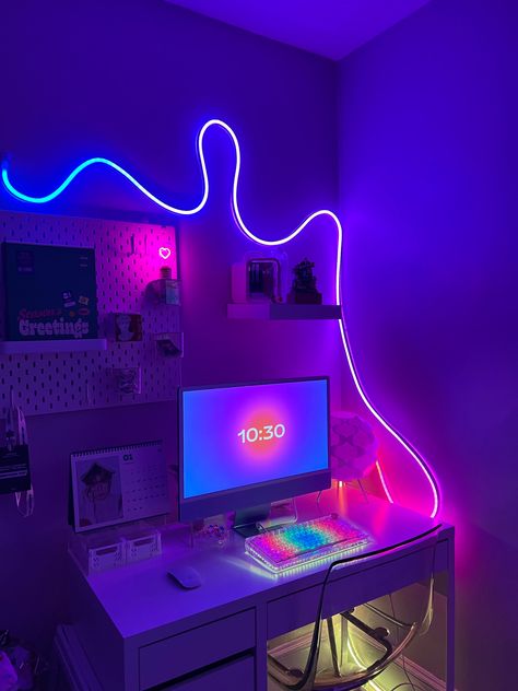 Led Lights Bedroom Aesthetic, Led Lights Bedroom, Led Lighting Bedroom, Cool Dorm Rooms, Gamer Room Decor, Lights Bedroom, Aesthetic Room Ideas, Gaming Room Setup, Cute Bedroom Decor