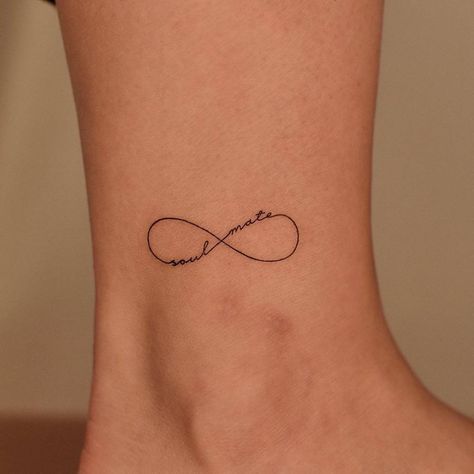 Friendship Tattoos Infinity, Soulmates Tattoo Matching, Small Couple Tattoos Infinity, Couple Tattoos Infinity Symbols, Infinity Couple Tattoo Designs, Fine Line Infinity Symbol Tattoo, Minimal Infinity Tattoo, Eternity Tattoo Infinity Signs, Love You Infinity Tattoo