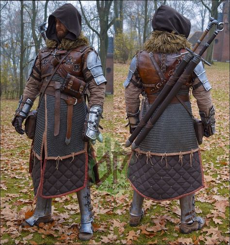 Bear Witcher, Fantasy Ranger, Witcher Cosplay, Armadura Cosplay, Armor Reference, Armor Clothing, Comic Inspiration, Leather Armor, Knight Armor