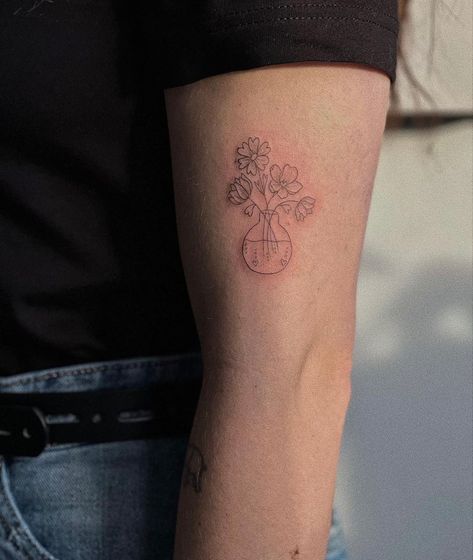 Flowers In Vase Tattoo Simple, Flower Vases Tattoo, Potted Flower Tattoo, Flowers Vase Tattoo, Flower Vase Tattoo Simple, Broken Vase Tat, Vase And Flowers Tattoo, Small Vase Tattoo, Vase And Flower Tattoo