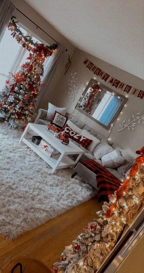 Xmas Apartment Decorations, Christmas Light Around Tv, Christmas Decorated Apartments, Small Apartment Christmas Decor Ideas Traditional, Christmas Inspo Decor Apartment, Simple Christmas House Decor, Indoor Balcony Christmas Decor, Decorating First Home, Open Concept Kitchen Living Room Christmas Decor