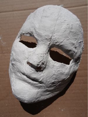 There's a Dragon in my Art Room: Plaster bandage direct cast mask! Plaster Bandage Art, Plaster Mask Ideas, Mask Ideas Art, Emotion Masks, Plaster Masks, Plaster Mask, Plaster Craft, Cardboard Mask, Diy Masks