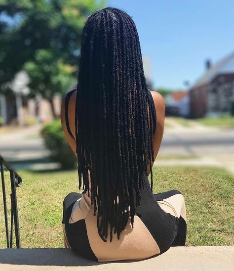 Tumblr, Super Long Locs, Women With Long Locs, Loc Parting Patterns, Waist Length Locs, Dreadlocks Black Women, Dreadlock Bun, Locs With Curly Ends, Women With Locs