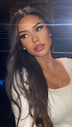 Chris Jenner Makeup, Baddie Hair And Makeup, Brown Woman Makeup, Make Up For Photo Shoot Ideas, Makeup Going Out Night, 2014 Makeup Looks, Makeup Looks How To, Makeup Looks With Lash Extensions, Brown Eyes Brown Hair Makeup