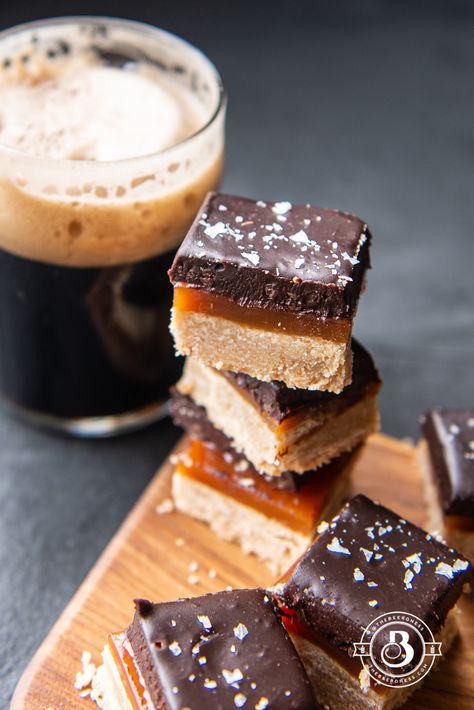 Browned Butter Shortbread Salted Beer Caramel and Espresso Chocolate Bars - The Beeroness Beer Caramel, Baking With Beer, Beer Dessert, Chocolate Beer, Butter Shortbread, Sea Salt Chocolate, Caramel Topping, Browned Butter, Salted Chocolate