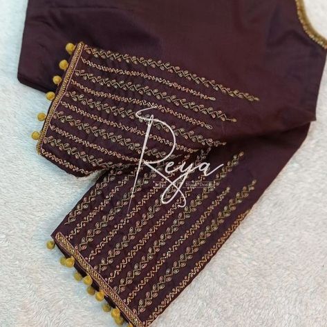 Brown Blouse Aari Work, Designer Blouse Designs, Embroidery Dress Diy, Simple Saree Blouse Designs, Blouse Aari Work, Aari Blouses, Lace Blouse Design, Netted Blouse Designs, Saree Work