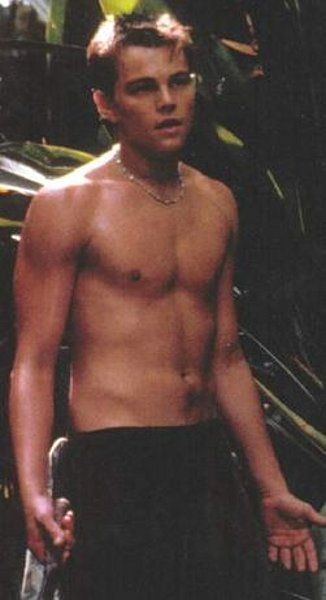 Hot Leonardo Dicaprio, Leonardo Dicaprio Shirtless, Leonardo Dicaprio Pictures, Leonardo Dicaprio The Beach, Leo Decaprio, Leonardo Dicaprio Photos, Leo And Kate, Leonardo Dicaprio 90s, Young Leonardo Dicaprio