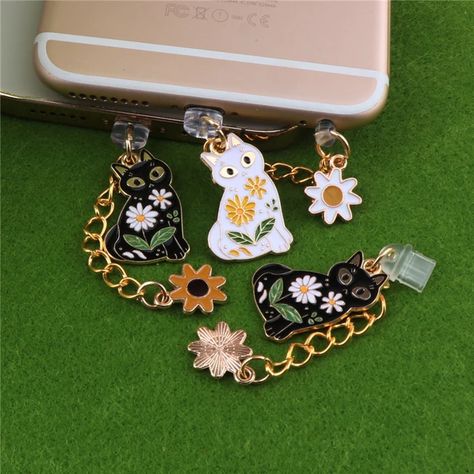 Dust Plug Charm, Phone Bling, Earphone Jack, Pink Kawaii, Anti Dust Plug, Blue Or Pink, Cat Flowers, Cool Iphone Cases, Dust Plug