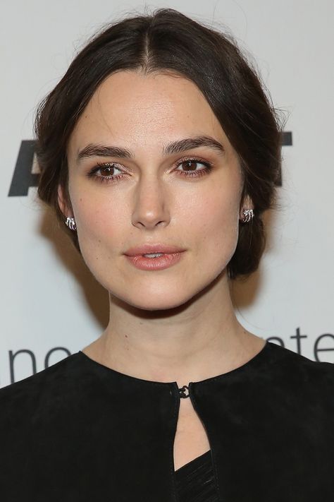 Today's Beauty Muse: daily celebrity beauty inspiration - Keira Knightley - December 7, 2015 Keira Knightley Makeup Tutorial, Keira Knightly Makeup, Wacky Makeup, Keira Knightley Makeup, Corporate Makeup, Kiera Knightly, Makeup Nude, Stars D'hollywood, Keira Knightly