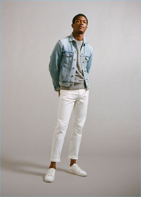 Standing tall, Hamid Onifade wears white jeans and a denim jacket by Mango Man. Brown Denim Jacket, White Pants Outfit, Sean O'pry, Jeans Outfit Men, White Jeans Men, White Jeans Outfit, Denim Jacket Outfit, Gq Style, Mens Pants Fashion