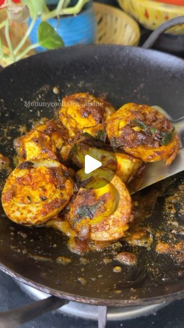 Aiswarya Raj on Instagram: "🥚Spicy Masala Egg Fry 🍳  Recipe ⬇️  Cook eggs in boiling water for 13-14 min. Peels the shell and cut into two halves. To a pan.Add coconut oil.Once oil is hot.add onion and curry leaves . Saute till onion cooks well. Keep flame In low heat.Add crushed red chilli,turmeric powder,Kashmiri chili powder and cumin powder. Give  quick mix .Add boiled egg ,salt and pepper powder. Cook for a minute(Splash a teaspoon of water in order to avoid burning ) Masala Egg is ready to serve. No Repost🚫  Follow @mommycooltales_aishu for more videos  . . . . . . . . . . . . . #egg #eggfry #mutta #muttafry #eggporichathu #naadan #naadanfood #naadan_vibes #thaninadan #pazhamkanji #chattichoru #chorumcurryum #easyrecipes #homecooked #mommycooltales_aishu #reelsviral #trendingreels Masala Eggs, Quick Egg Recipes, Egg Recipes Indian, Egg Fry, Cook Eggs, Turmeric Powder, Pepper Powder, Boiled Egg, Curry Leaves