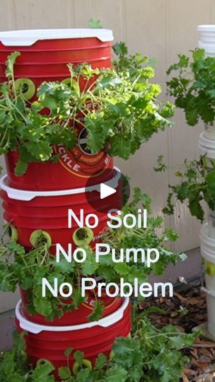 Diy Garden Tower How To Build, Diy Hydroponic Tower, Hydroponics Farm, Tower Garden Diy, Hydroponic Gardening Diy, Smart Gardening, Bucket Garden, Garden Planter Ideas, Garden Tower