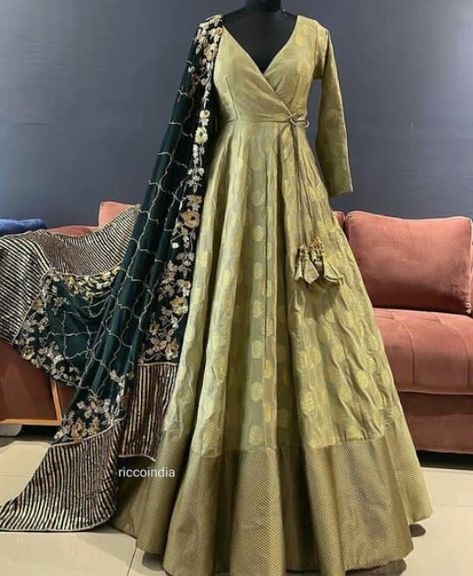 Traditional Gown Designs Indian, Traditional Long Dress Indian, Floor Touch Gown Indian, Anarkali Choli Design, Sarees Gowns Design, Desi Long Frocks, Indian Traditional Gown, Angrakha Anarkali Suits, Saree Anarkali Dress Designs