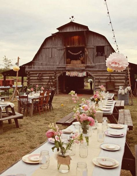 Barn Wedding Reception, Rustic Wedding Reception, Western Wedding, Old Barn, Here Comes The Bride, Farm Wedding, Wedding Tips, Rustic Country, Wedding Bells