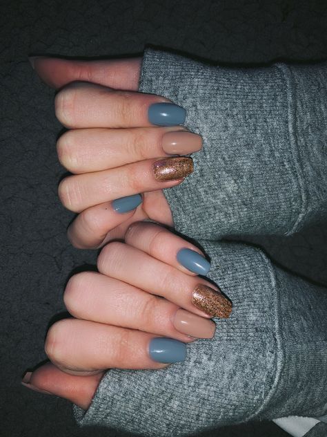 Blue And Brown Fall Nails, Blue Fall Acrylic Nails, Copper And Blue Nails, Brown Turquoise Nails, Light Blue And Brown Nails, Teal Nails Fall, Blue And Bronze Nails, Fall Nails With Blue, Blue And Brown Nails Designs