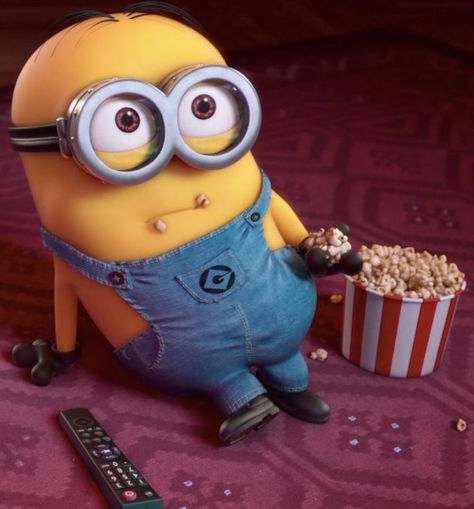 Minion Eating Popcorn Amor Minions, Minion Humour, Lachen Macht Happy, 3 Minions, Minion Mayhem, Despicable Minions, Minion 2, Yellow Guy, Minion Pictures