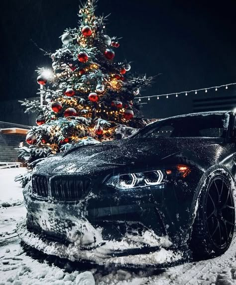 #christmas #snow #merrychristmas #bmw #xmas #happy Christmas Bmw Car, Bmw Snow Wallpaper, Car Christmas Wallpaper, Christmas Car Wallpaper Iphone, Christmas Cars Wallpaper, Christmas Car Wallpaper, Bmw Christmas, Cars In Snow, Car In Snow