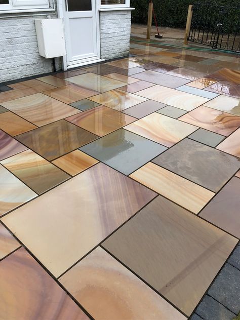 Porch Tiles Outdoor Modern, Patios Ideas Backyard, Patios Ideas, Paving Stone Patio, Sandstone Paving Slabs, Patio Paving, Porch Tile, Outdoor Paving, Sandstone Paving