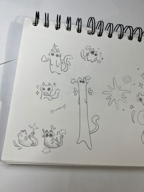 Animals, Doodles, Aesthetic Cats, Some Drawings, Drawing Aesthetic, My Art, Notebook, Kitty, Drawings