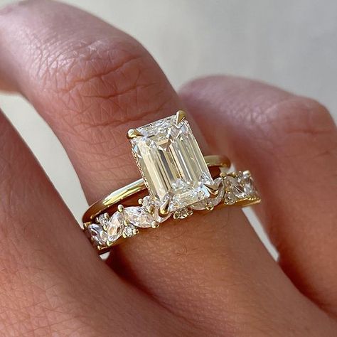 Sparkle Yellow Gold Emerald Cut Women�‘s Wedding Ring Set In Sterling Silver Emerald Engagement Ring Stack, Dream Wedding Ring, Ring Inspo, Cute Engagement Rings, Future Engagement Rings, Emerald Cut Engagement, Stackable Wedding Bands, Sterling Silver Wedding Band, Solitaire Rings